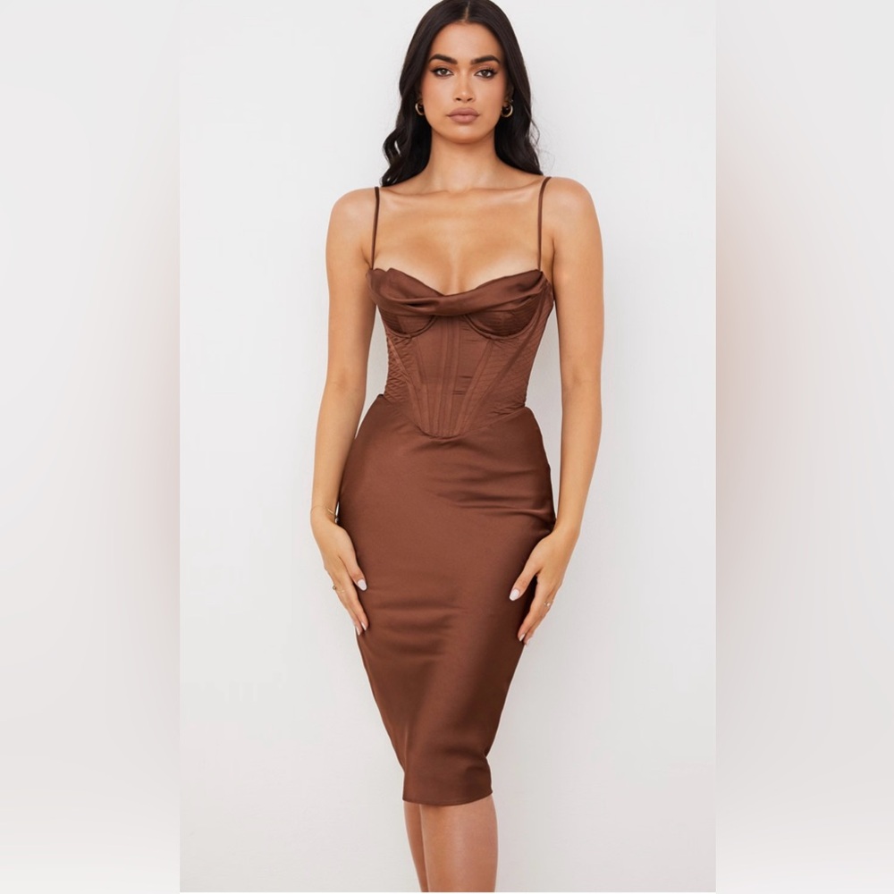House of CB Myrna dress in Chocolate